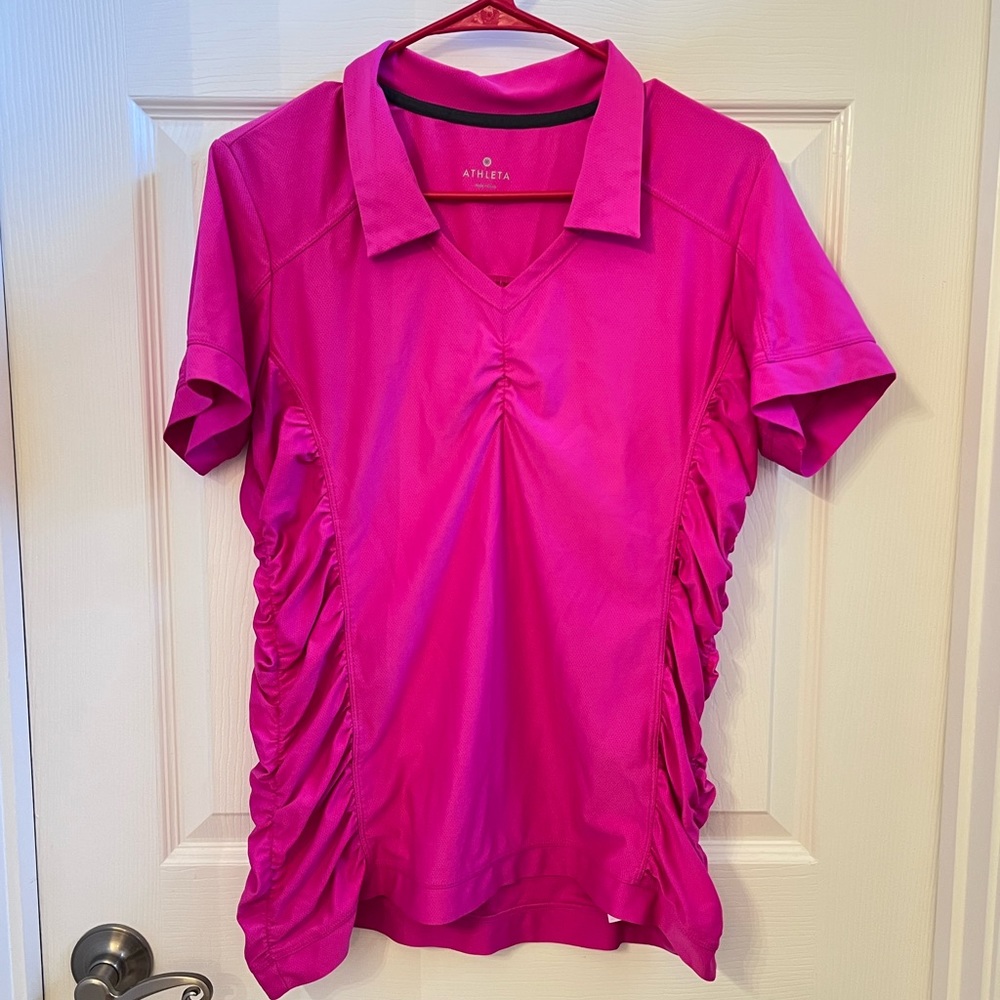ATHLETA SHORT SLEEVE WORKOUT TOP